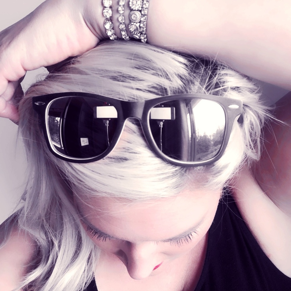 Matte black and pink retro Wayfarer sunglasses